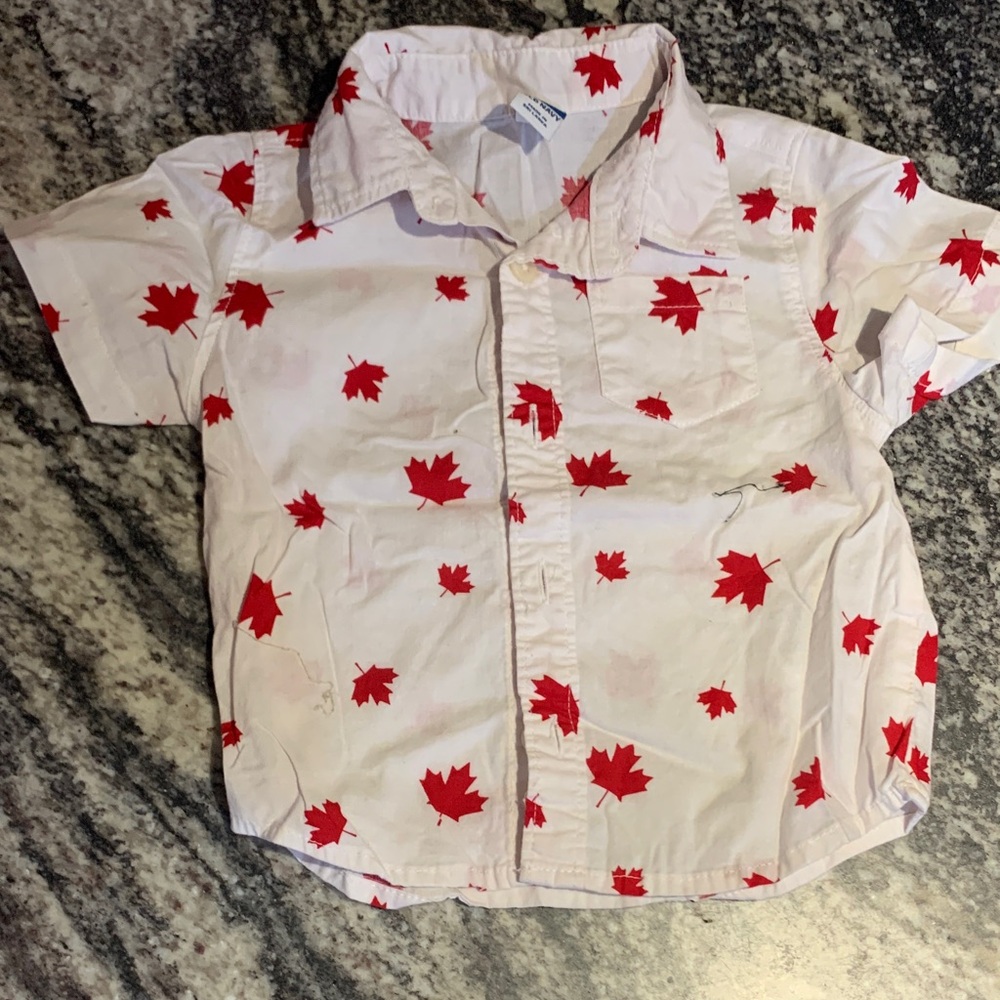 Old Navy White Short-Sleeve Button-Down with Red Leaf Print
